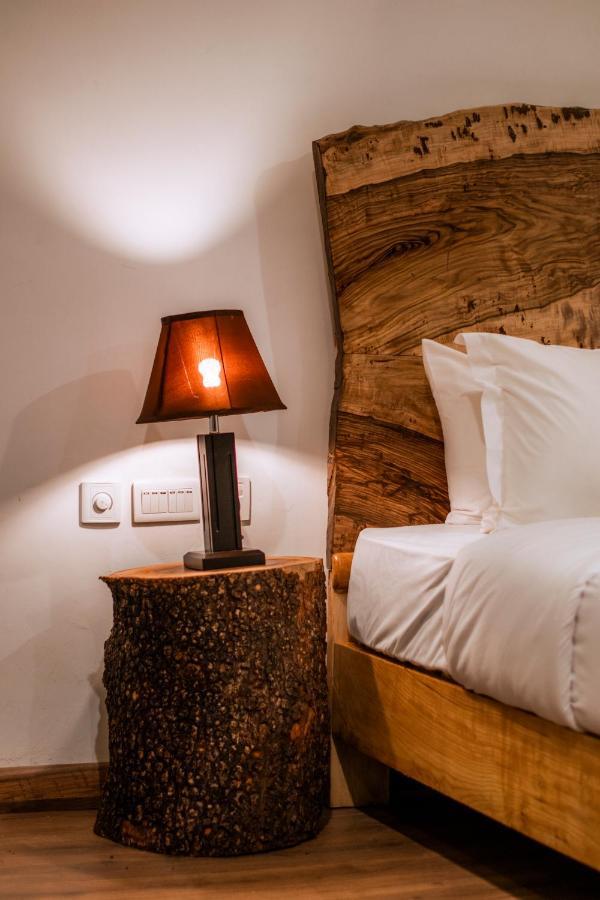Hotel Reego Скарду Екстериор снимка