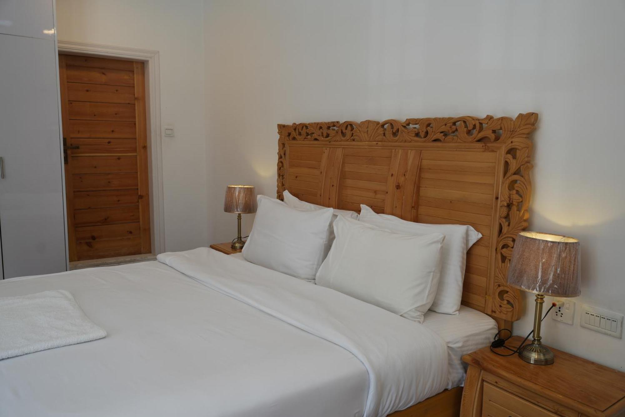 Hotel Reego Скарду Екстериор снимка