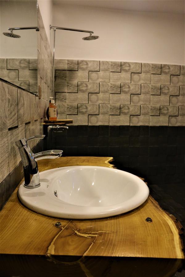 Hotel Reego Скарду Екстериор снимка